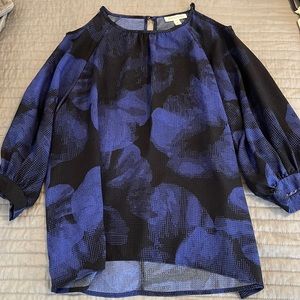 EUC Cut out Shoulder Blouse